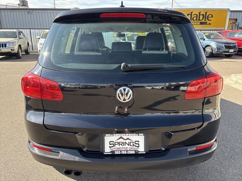Used 2017 Volkswagen Tiguan S image 4