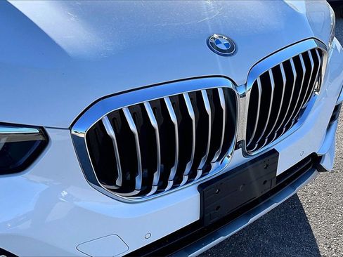 Used 2023 BMW X5 xDrive45e image 34