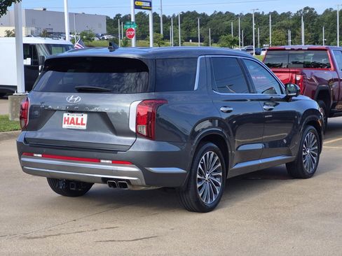 Used 2025 Hyundai Palisade Calligraphy FWD image 6