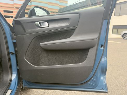 Certified 2023 Volvo XC40 Recharge Plus image 23