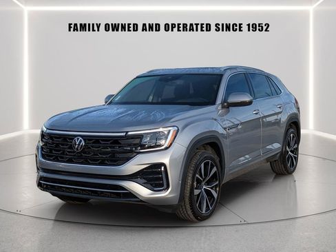 Used 2025 Volkswagen Atlas Cross Sport SEL Premium R-Line image 7