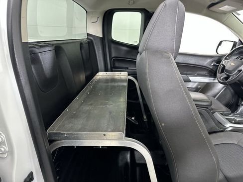 Used 2022 Chevrolet Colorado LT w/ Fleet Safety Package RWD image 28