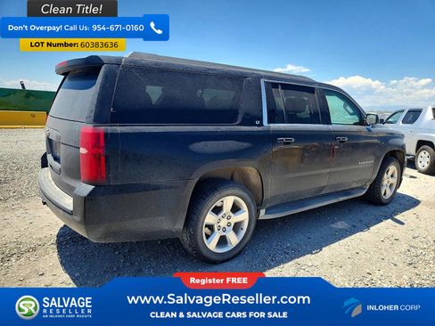 Used 2015 Chevrolet Suburban LT w/ Luxury Package AWD/4WD image 4