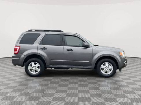 Used 2012 Ford Escape XLT image 9