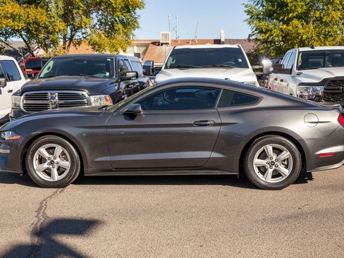 Used 2019 Ford Mustang Coupe image 8