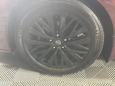 Used 2025 Nissan Altima 2.5 SV w/ SV Special Edition Package FWD image 28