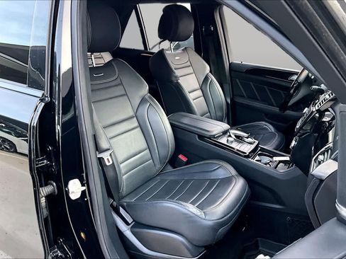 Used 2018 Mercedes-Benz GLE 63 AMG 4MATIC image 9