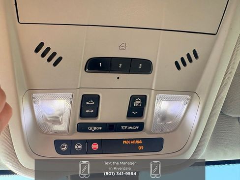 Used 2018 GMC Terrain SLT w/ Infotainment Package II image 28