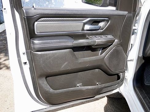 Used 2025 RAM 1500 Big Horn AWD/4WD image 24