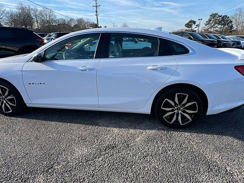Used 2024 Chevrolet Malibu RS image 8