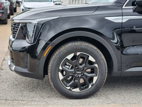 New 2026 Kia Sorento S image 5