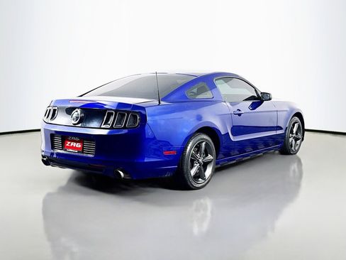 Used 2014 Ford Mustang Coupe image 5