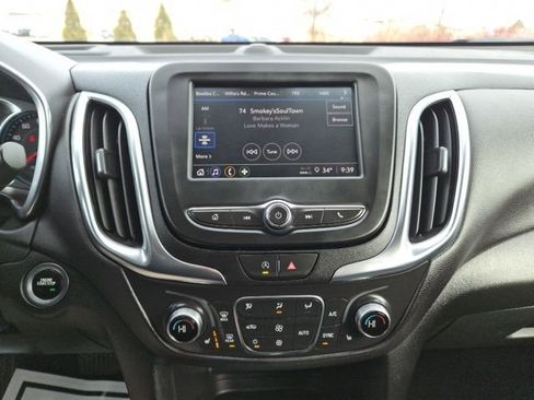 Used 2024 Chevrolet Equinox LT image 25