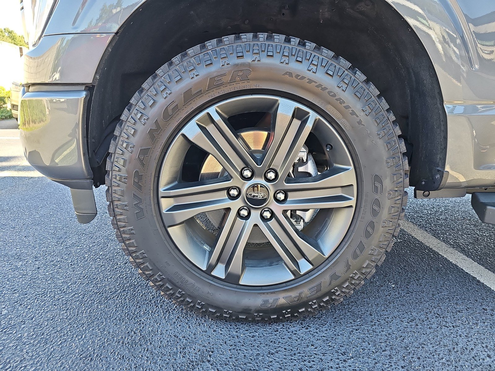 Used 2023 Ford F150 Lariat AWD/4WD image 34
