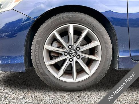 Used 2017 Honda Accord Sport image 7