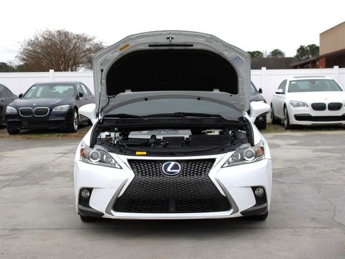 Used 2015 Lexus CT 200h image 36