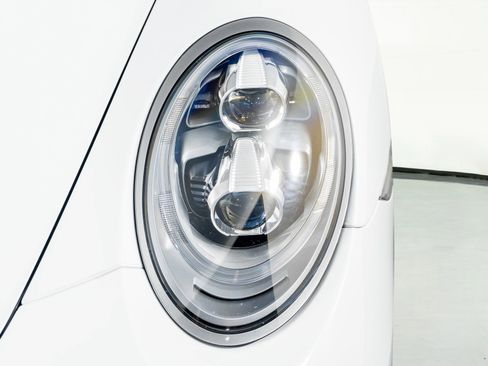 Used 2019 Porsche 911 Targa 4 GTS image 24