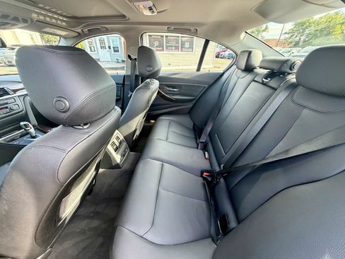 Used 2013 BMW 328i xDrive Sedan AWD/4WD image 29