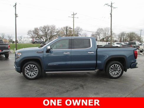 Used 2024 GMC Sierra 1500 Denali Ultimate image 9