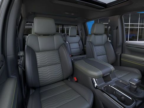 New 2026 Chevrolet Silverado 1500 ZR2 AWD/4WD image 16