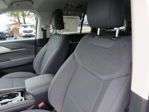 New 2026 Ford Explorer Active image 15