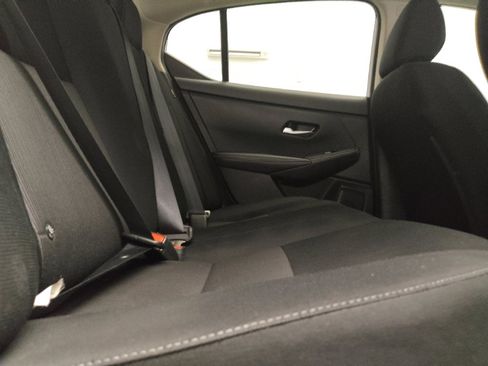 Used 2023 Nissan Sentra SV FWD image 19