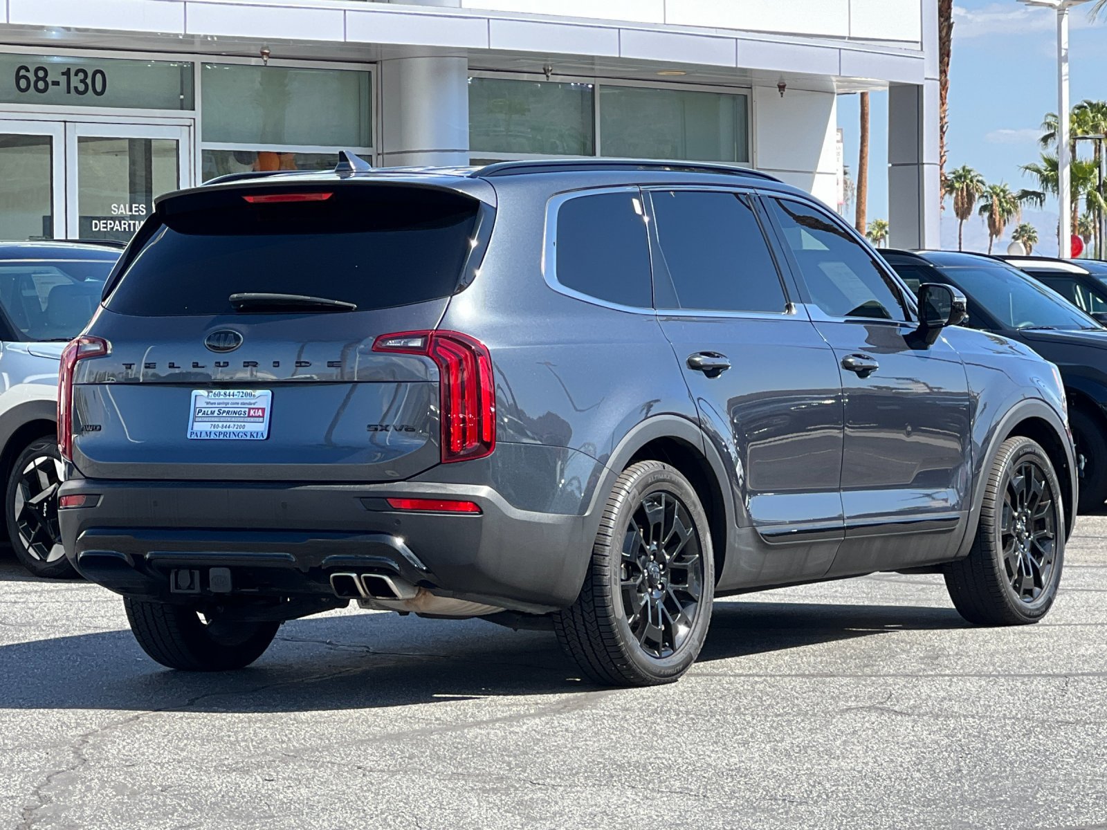 Used 2021 Kia Telluride SX w/ Nightfall Edition Package AWD/4WD image 3