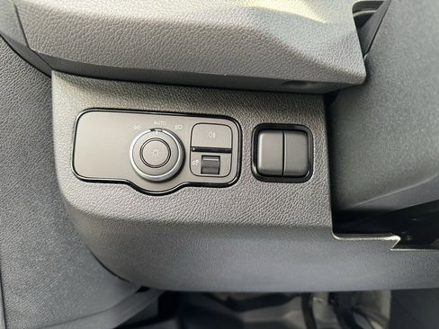 Used 2024 Mercedes-Benz Sprinter 144 Cargo image 24