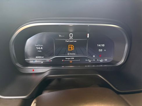 Used 2023 GMC Yukon SLT image 46