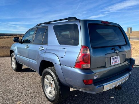 Used 2004 Toyota 4Runner SR5 image 3