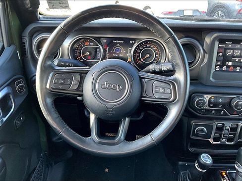 Used 2021 Jeep Wrangler Unlimited Willys image 5