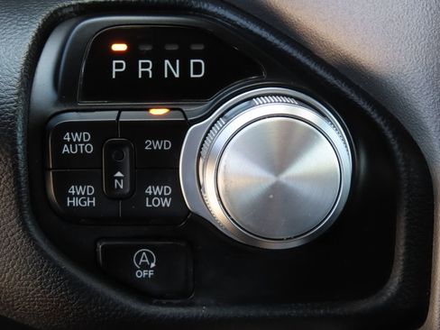 Used 2022 RAM 1500 Laramie w/ Sport Appearance Package AWD/4WD image 10