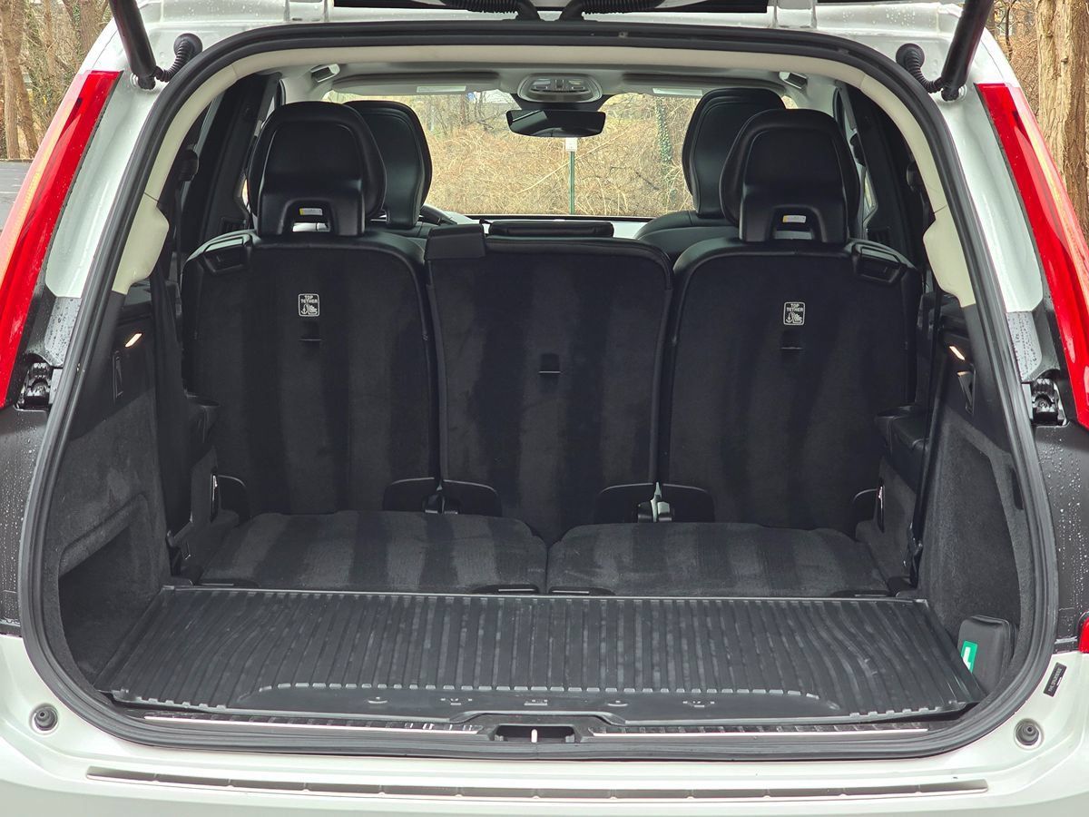 Used 2024 Volvo XC90 B5 Core w/ Climate Package AWD/4WD image 62