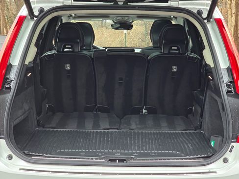 Used 2024 Volvo XC90 B5 Core w/ Climate Package image 62