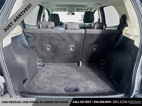 Used 2020 Ford EcoSport SE FWD image 25