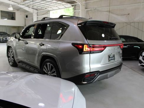 Used 2024 Lexus LX 600 4WD w/ Appearance Package image 50
