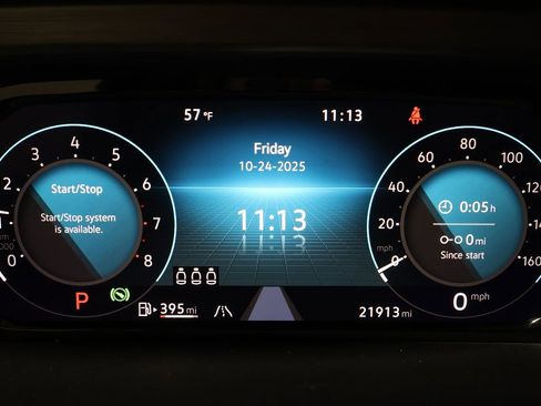 Used 2025 Volkswagen Atlas Cross Sport SE image 11