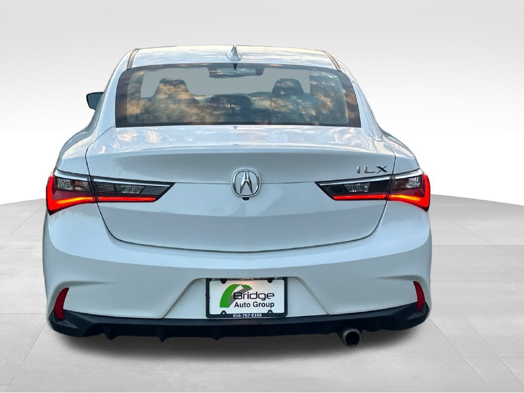 Used 2019 Acura ILX w/ Premium Package FWD image 6