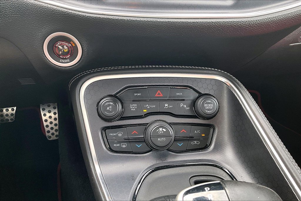 Used 2016 Dodge Challenger R/T Scat Pack RWD image 15