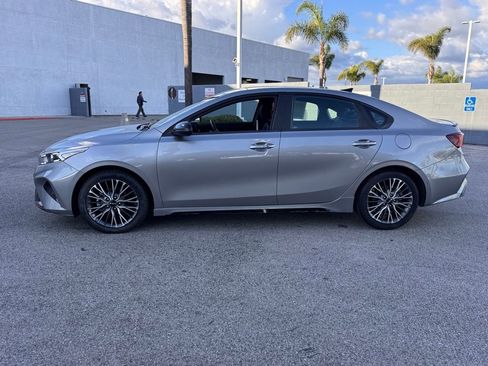 Used 2023 Kia Forte GT-Line w/ GT-Line Technology Package image 5