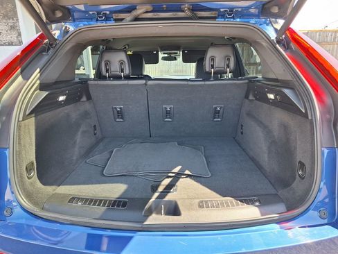 Used 2023 Cadillac XT4 Premium Luxury image 24