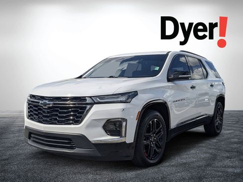 Used 2023 Chevrolet Traverse Premier w/ Redline Edition FWD image 8