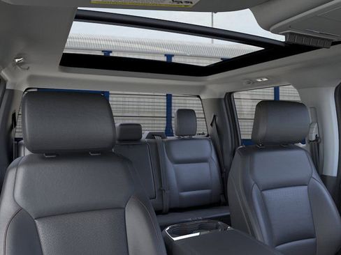 New 2026 Ford F250 Lariat w/ Black Appearance Package image 44