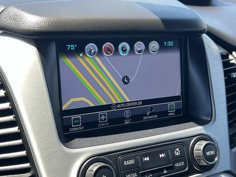 Used 2018 GMC Yukon SLT w/ Open Road Package AWD/4WD image 14