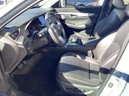 Certified 2023 INFINITI QX50 Sensory AWD/4WD image 19