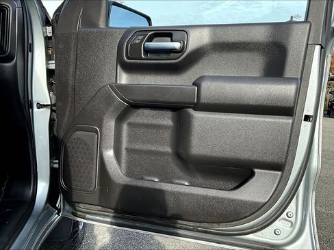 Used 2023 Chevrolet Silverado 1500 Custom Trail Boss image 21