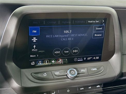 Used 2023 Chevrolet Camaro LT w/ Technology Package image 6