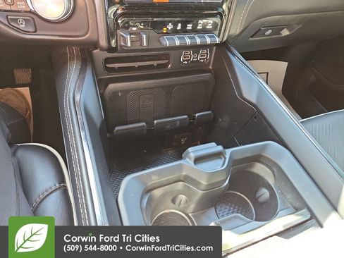 Used 2024 RAM 1500 Limited AWD/4WD image 23