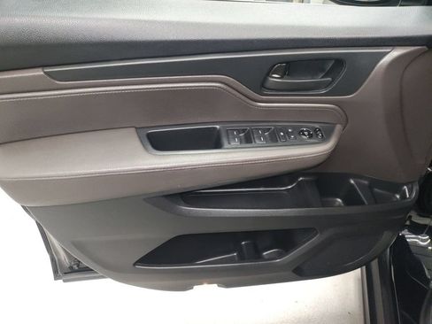 Used 2018 Honda Odyssey EX image 28