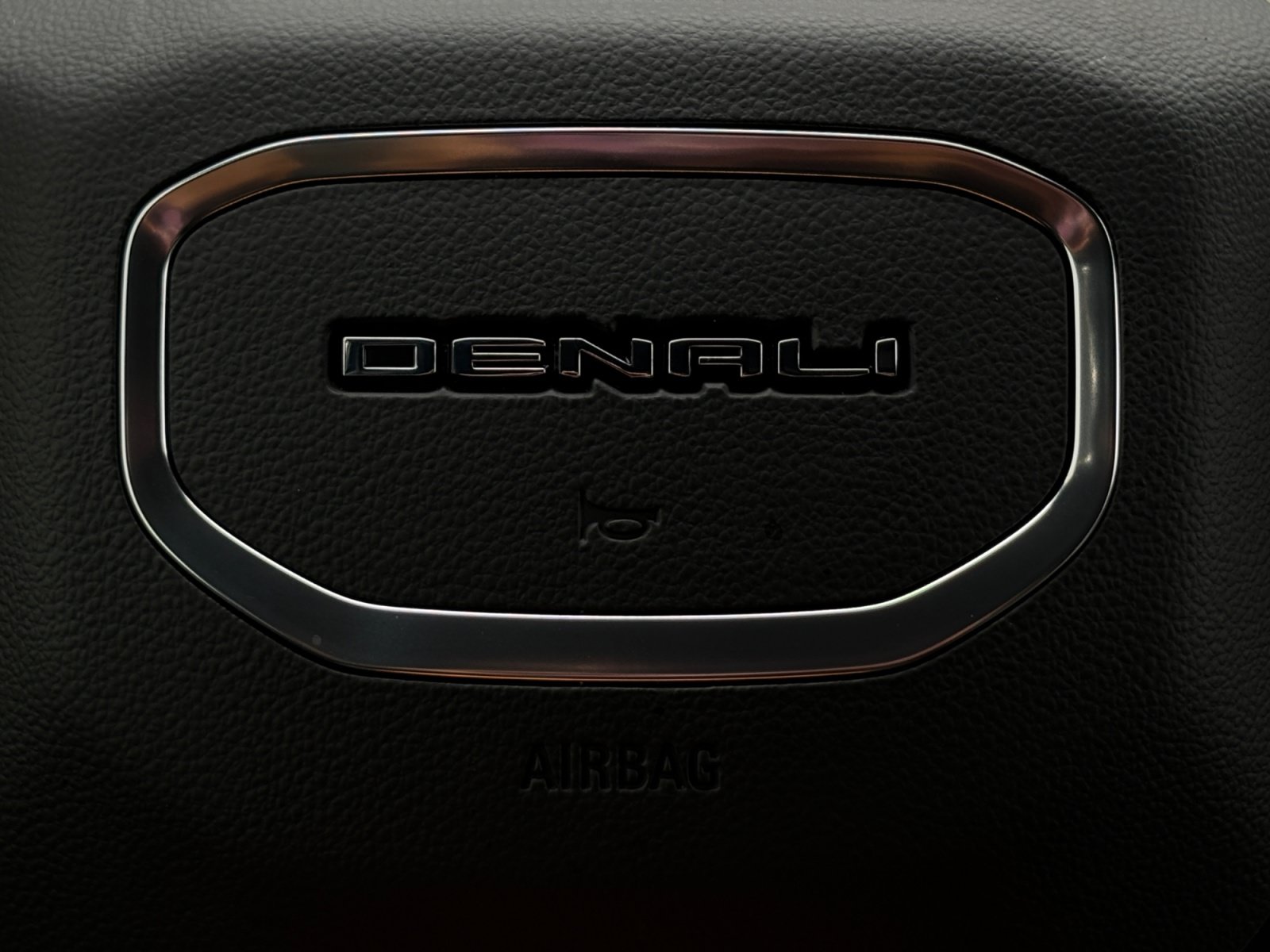 Used 2026 GMC Sierra 3500 Denali w/ Denali Reserve Package AWD/4WD image 25